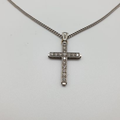 CHAINE en or gris 750° accompagnée d'une...