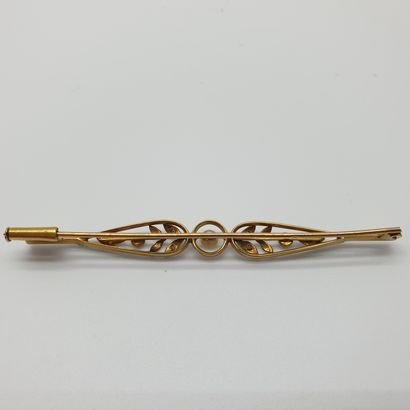 
Travail Français



BROCHE barrette en or...