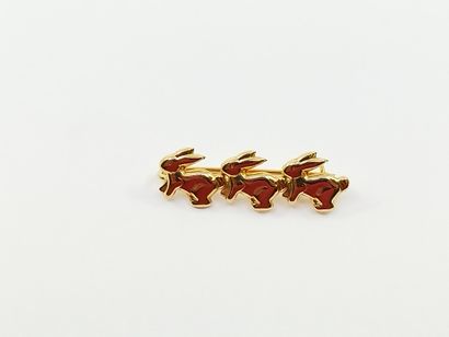 LOT d'or 750° comprenant :

DEUX broches...