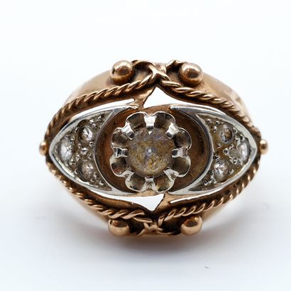 
BAGUE en or jaune 750° ornée de pierres...