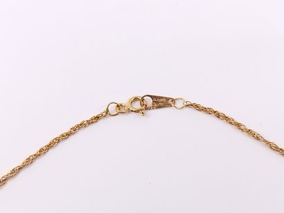 CHAINE en or jaune 750

Poids : 2,59 g