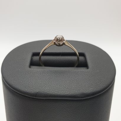 RING in white gold 750° and platinum decorated...