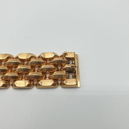 
BRACELET maille fantaisie articulée en or...