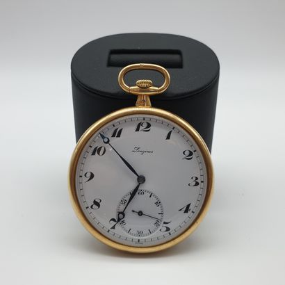 LONGINES

MONTRE DE SMOKING en or jaune 750°,...