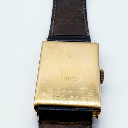 UNIC

MONTRE bracelet, boîtier rectangulaire...