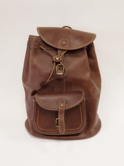 MANFIELD

Sac à dos en cuir marron, surpiqûre...