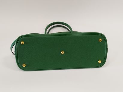 
HERMES




Sac « Bolide » 35 cm en cuir...