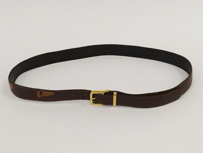 
HERMES




Ceinture d'homme réversible




Petits...