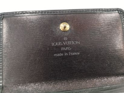 
LOUIS VUITTON BRAZZA




Porte-monnaie en...