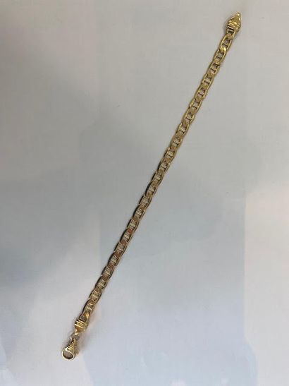 
Travail Français Moderne

Bracelet Maille...