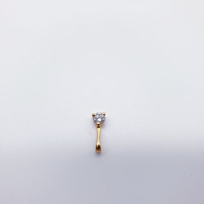 PARURE comprenant une paire de boutons d'oreilles...