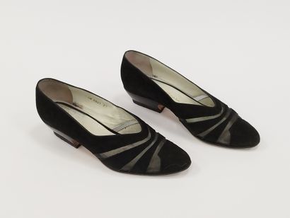 ROBERT CLERGERIE 

Paire d'escarpins en cuir...