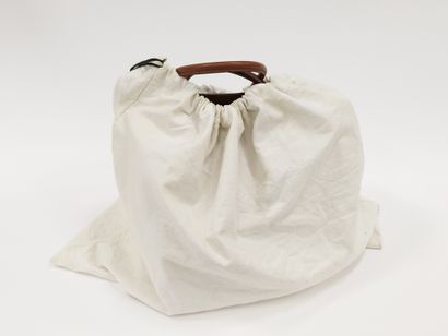 
CELINE 




Medium Luggage Phantom




Couleur...