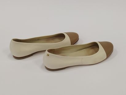 
ATTILIO GIUSTI LEOMBRUNI




Paire de ballerines...