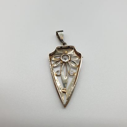 White gold pendant 750° decorated with a...