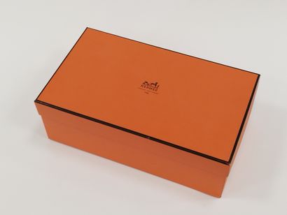 
HERMES




Paire de sandales à talons en...
