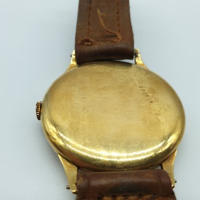 ZENITH 

wristwatch, round case in yellow...