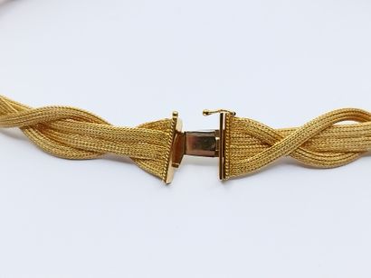 COLLIER en or jaune 750° tréssé 

Poids :...
