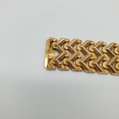 BRACELET en or jaune 750° maille fantaisie...