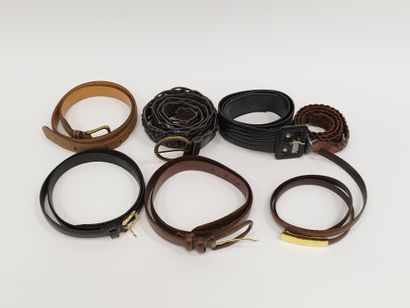 
LOT de sept ceintures en cuir noir et marron



Déjà...