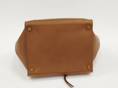 
CELINE 




Medium Luggage Phantom




Couleur...
