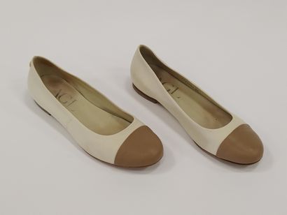 
ATTILIO GIUSTI LEOMBRUNI




Paire de ballerines...