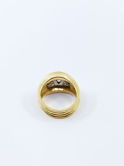 
Travail Français Moderne





BAGUE en or...