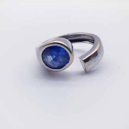 BAGUE toi et moi en or gris 750°, ornée d'un...