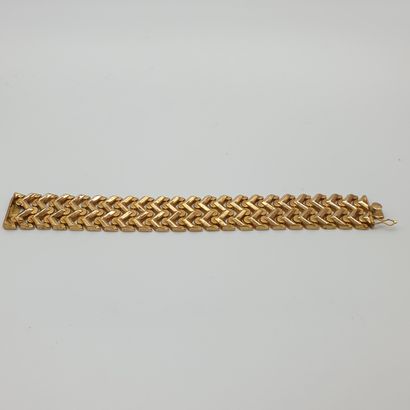 BRACELET en or jaune 750° maille fantaisie...