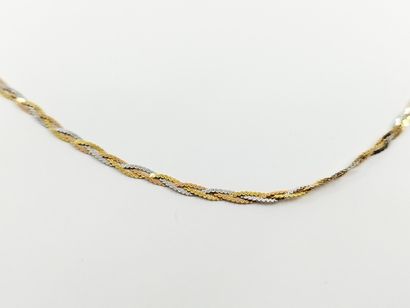 Chain in three-tone gold 

weight : 5,06...