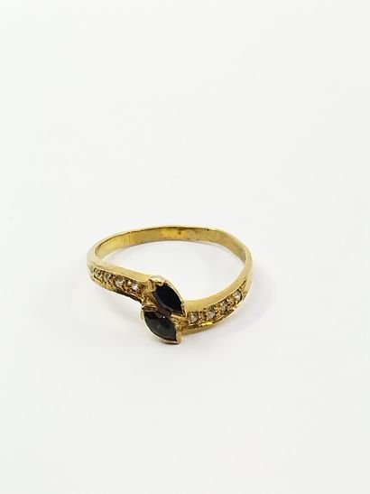 LOT of gold 750° including :

Yellow gold...