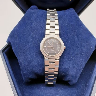 BAUME et MERCIER model Riviera

Steel bracelet...