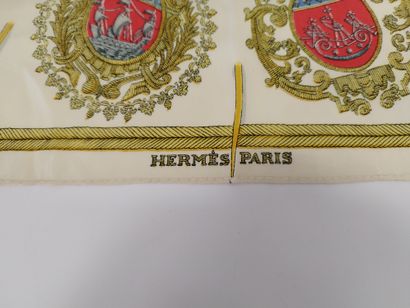 
HERMES Paris 




Carré de soie 




