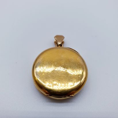 
PENDENTIF transformé à partir d'un boîtier...