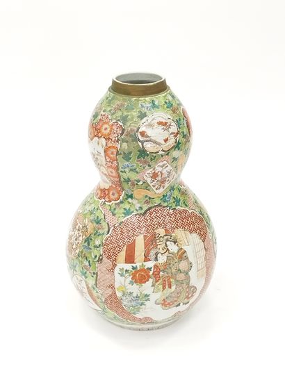 LARGE double gourd porcelain VASE with polychrome...