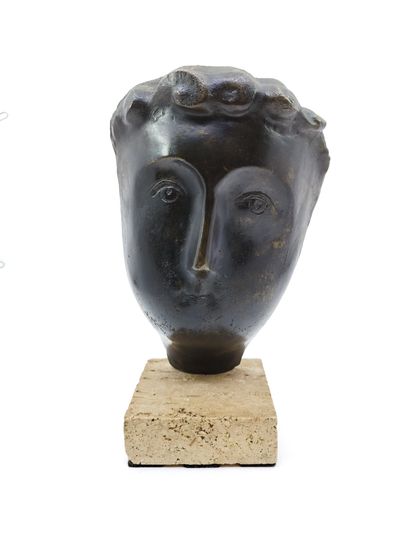 AP 1/7

Visage d'homme

Bronze à patine brune...