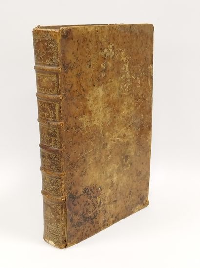 UNIVERSAL DICTIONARY French and Latin containing...