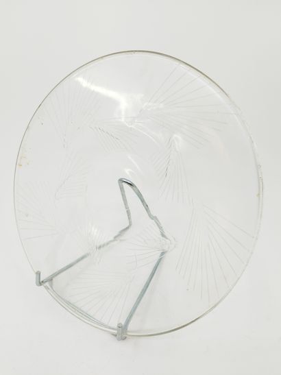 LALIQUE France

Coupelle en verre moulé et...