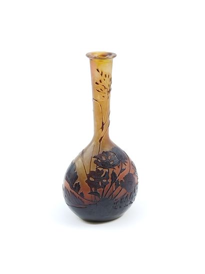 Emile GALLE (1846-1904)

Vase soliflore en...