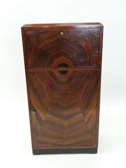 MEUBLE DE RANGEMENT en macassar et placage...