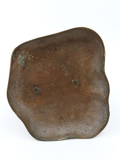 VIETNAM 20th century

Bronze with brown patina...