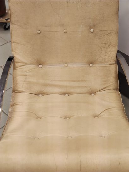 « Ellipse » de Renato Zevi

Rocking chair...