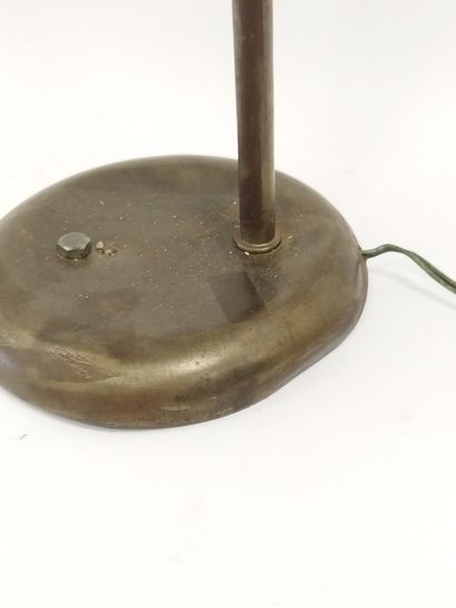 JUMO GS1

Industrial style desk lamp

dents...
