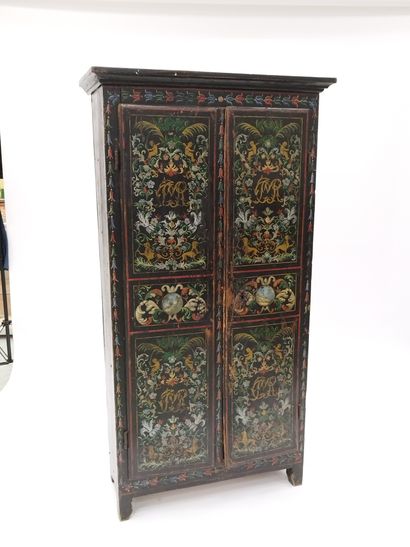 NORTHERN ITALY 

Cupboard known as of Uzes...
