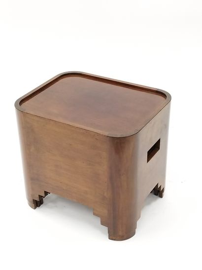 TABLE gigognes en acajou et placage d'acajou...