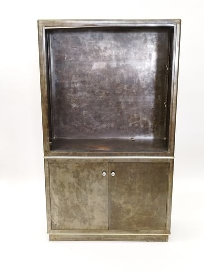 OFFICE FURNITURE in painted metal including...