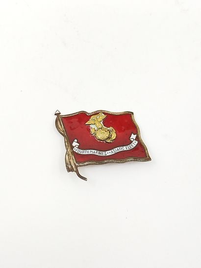VIETNAM

Polychrome enamel military plate...