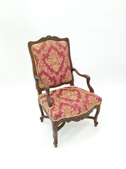 REGENCE CHAIR with high back in natural wood...
