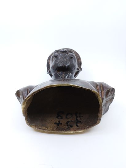 VIETNAM 20th century

Bust in bronze with...