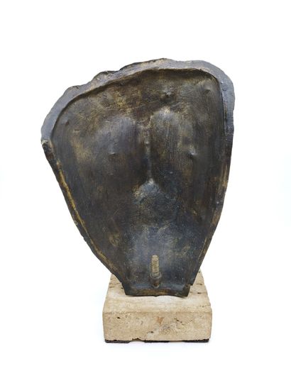 AP 1/7

Visage d'homme

Bronze à patine brune...